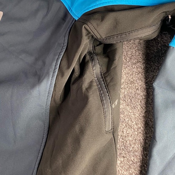 Amazon Prime by Luly Yang Full Zip Rain Jacket w/ Hood - Driver/Employee - Sz XL - Picture 8 of 10